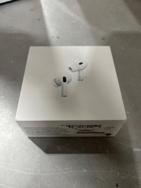 Photo 4 of AirPods Pro (2nd generation) - SEALED - 