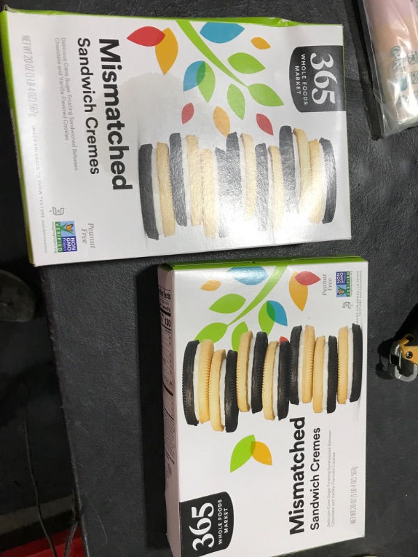 Photo 2 of 2 PACK 365 by Whole Foods Market, Mismatched Sandwich Cremes, 20 Ounce Mismatched 1.25 Pound (Pack of 1) EXP AUG 2 2023 