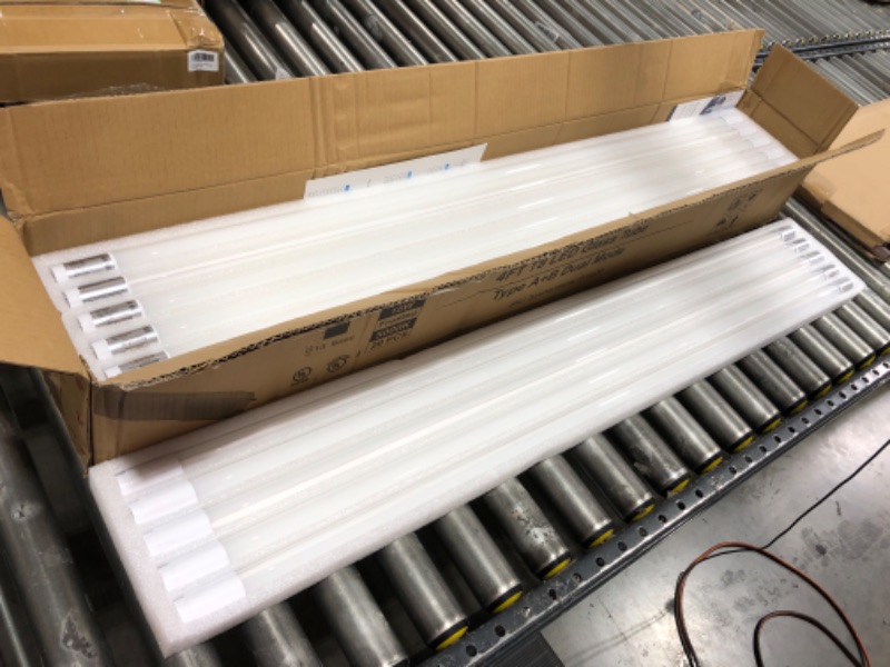 Photo 2 of 20 Pack 4FT LED T8 Hybrid Type A+B Light Tube, 18W, Plug & Play or Ballast Bypass, Single-Ended OR Double-Ended, 5000K, 2400lm, Frosted Cover, T8 T10 T12 for G13, , 120-277V, UL Listed 4 Ft | 5000k