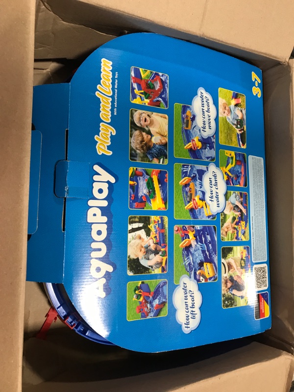 Photo 2 of Aquaplay - LockBox Water Playset