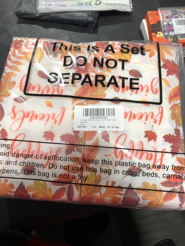 Photo 1 of 200 pcs Fall Paper Napkins