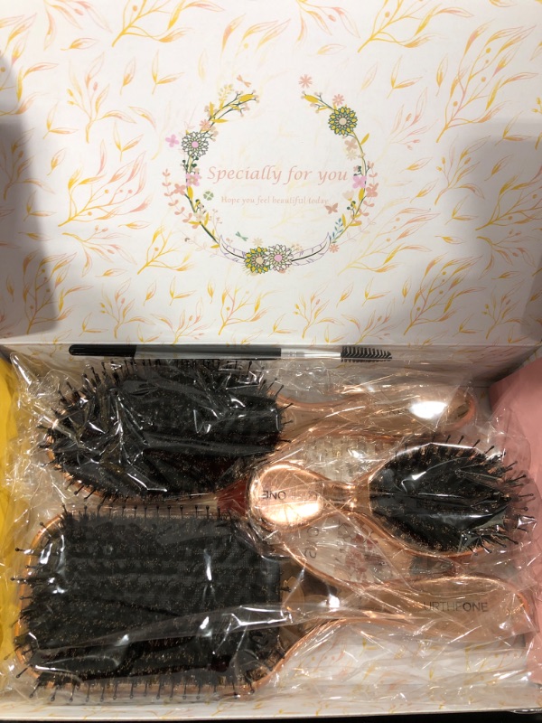 Photo 1 of HAIR BRUSHES