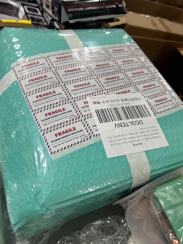 Photo 2 of DGSLTENV 13x10" Side-Opening Teal Hexagon Bubble Mailers (25-Pack) 13x10" 25PCS