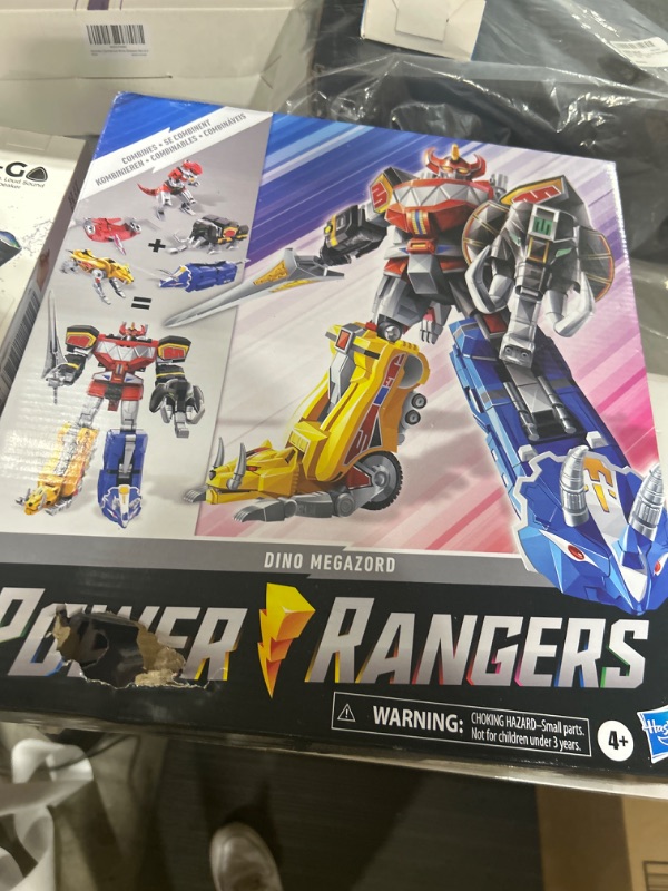 Photo 2 of Power Rangers Mighty Morphin Megazord Megapack Includes 5 MMPR Dinozord Action Figure Toys for Boys and Girls Ages 4 and Up Inspired by 90s TV Show (Amazon Exclusive)