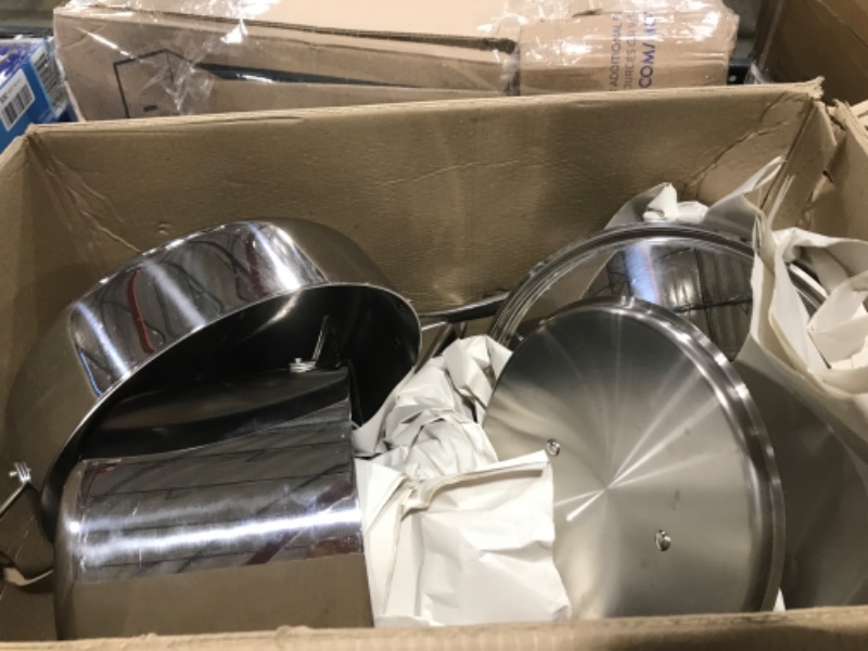 Photo 2 of 12-piece Hard Anodized Cookware Set