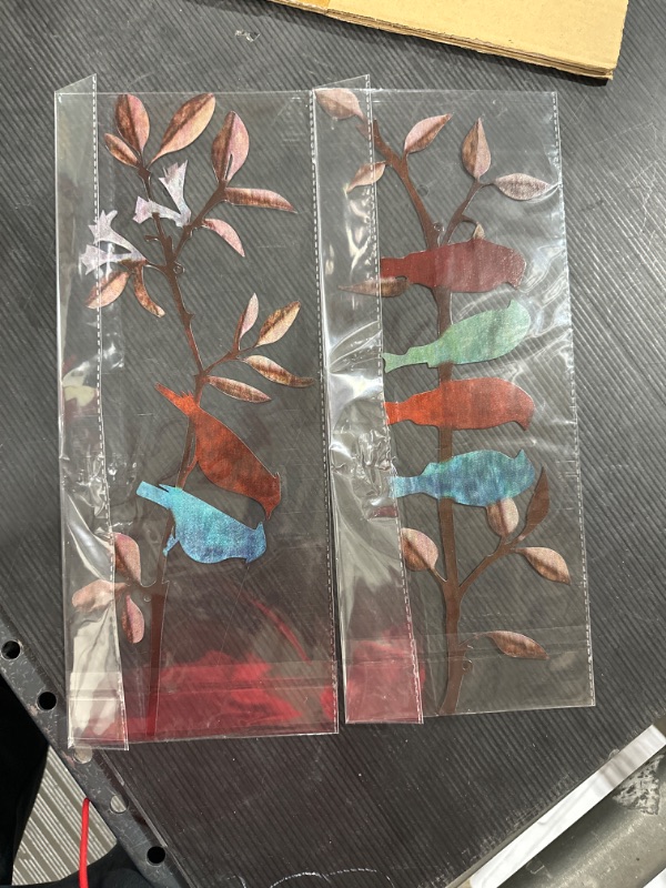 Photo 1 of 2 Pcs Metal Birds Wall Art Vivid Birds on Branch Metal Birds Wall Decor Hanging Leaves with Birds Outdoor Wall Decor Rustic Bird Decor Leaf Wall Decor or Balcony Garden Indoor Outdoor Decor(Colorful)

