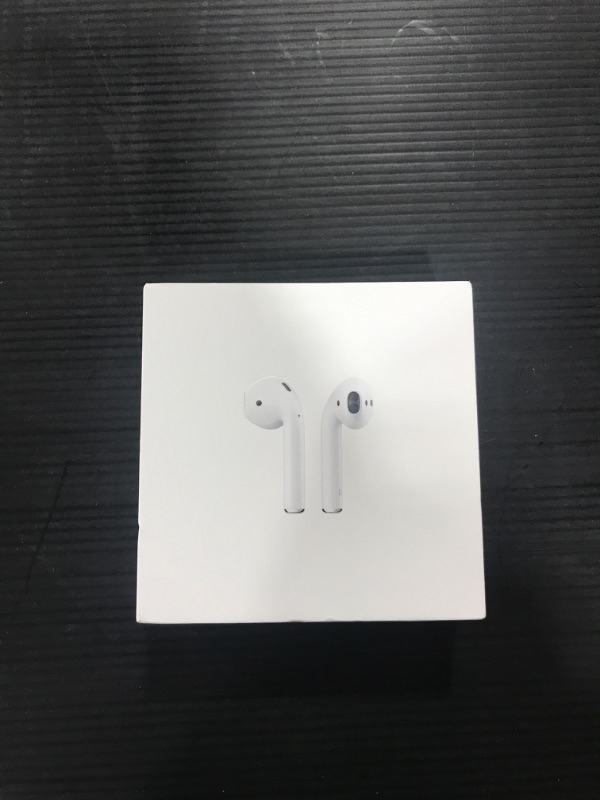 Photo 5 of AirPods with Charging Case