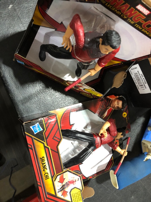 Photo 2 of 2 PACK Marvel Hasbro Shang-Chi and The Legend of The Ten Rings Shang-Chi 6-inch Action Figure Toy with Bo Staff Attack Feature! for Kids Ages 4 and Up