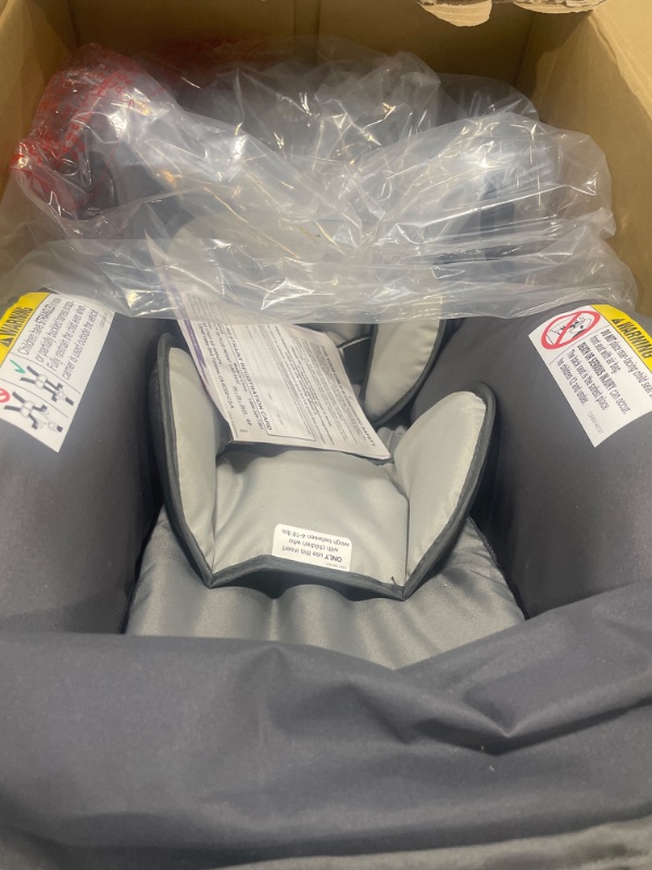 Photo 2 of Baby Trend 35 Infant Car Seat Grey