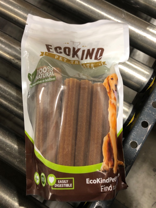 Photo 2 of  EcoKind Pet Treats Premium Gold Bacon Flavored Churro Chews | All Natural Himalayan Yak Cheese Dog Chew for Small to Large Dogs | Keeps Dogs Busy & Enjoying Indoors & Outdoor Use (20 Sticks) BEST BY 04 JUN 2026