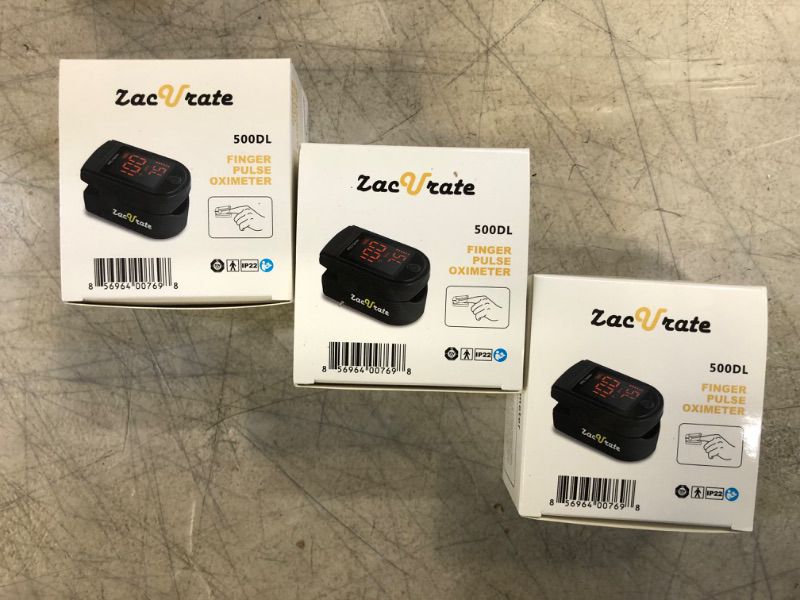 Photo 2 of 3-PACK: Zacurate Pro Series 500DL Fingertip Pulse Oximeter Blood Oxygen Saturation Monitor with Silicon Cover

