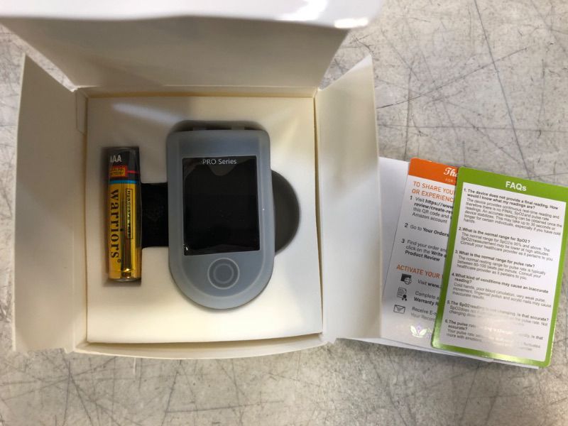 Photo 2 of  2PACK: Zacurate Pro Series 500DL Fingertip Pulse Oximeter Blood Oxygen Saturation Monitor with Silicon Cover
