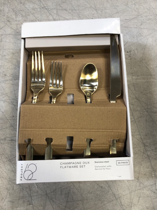 Photo 2 of 20pc Dux Silverware Set - Project 62™
MISSING A FEW SILVERWARE*********