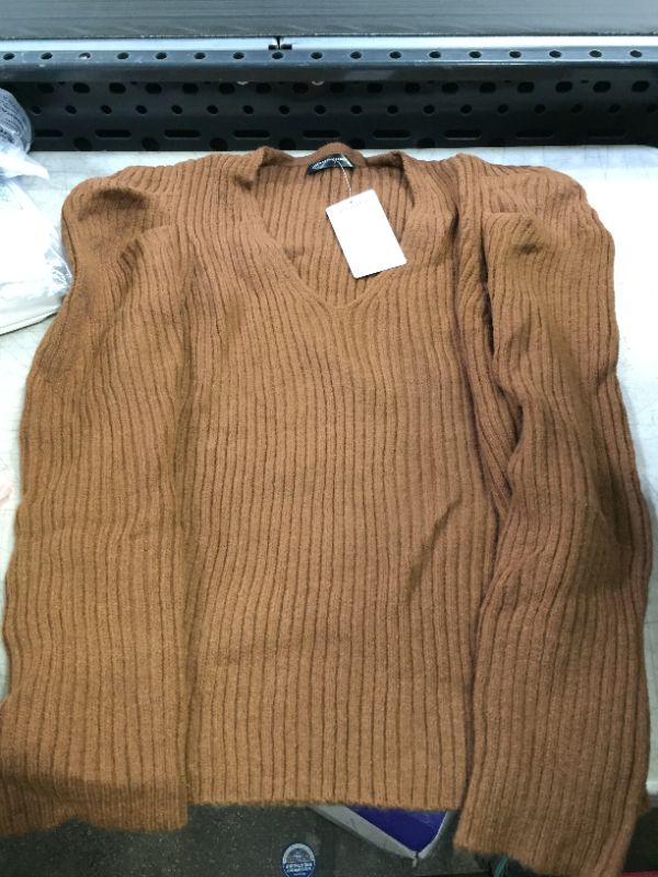 Photo 1 of BROWN SWEATER
LARGE