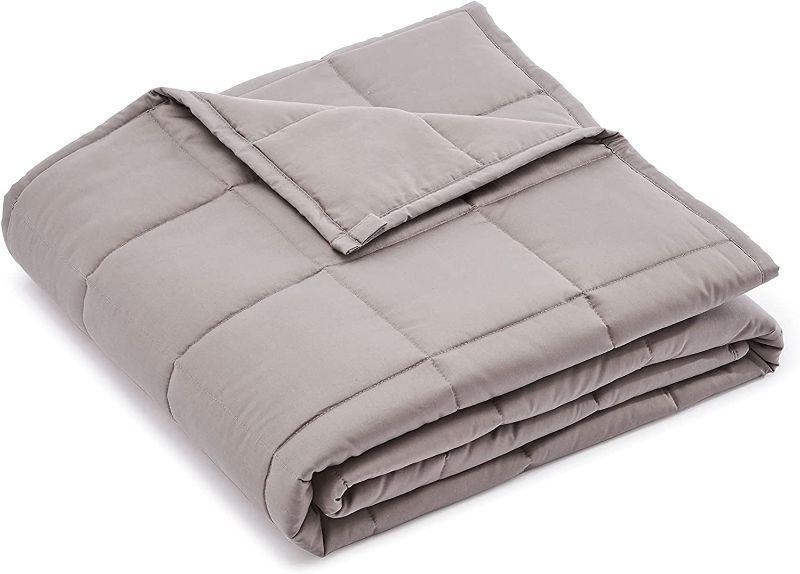 Photo 3 of Amazon Basics All-Season Weighted Blanket - Dark Grey, 20-Pound, 60 Inch X 80 Inch (Full/Queen)--------Factory Sealed 
