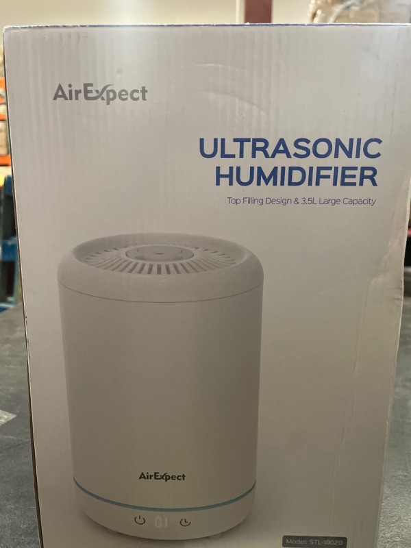 Photo 2 of AIR EXPECT ULTRASONIC HUMIDIFIER 2.5L CAPACITY STL-206
