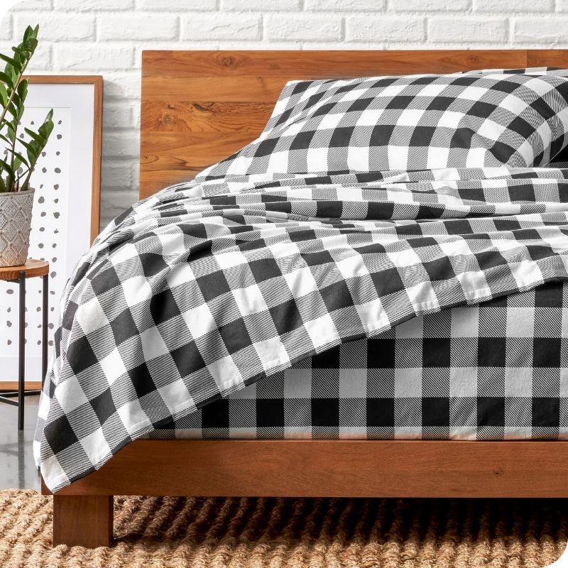 Photo 1 of Lodge Cabin White / Black Plaid QUEEN 4 Piece 100% Cotton Flannel Sheet Set New 
