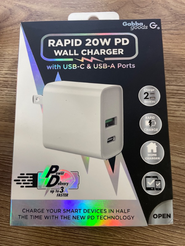 Photo 3 of RAPID PD POWER DELIVERY 18 WATT WALL CHARGER WITH USB-A AND USB-C
