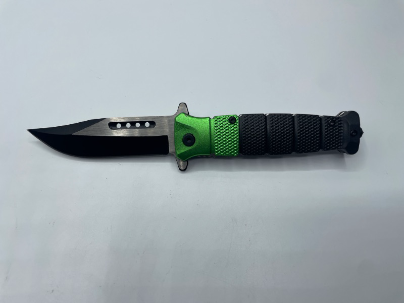 Photo 2 of GREEN AND BLACK POCKET KNIFE W CLIP NEW 
