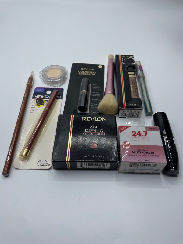 Photo 2 of Miscellaneous variety brand name cosmetics including (Maybelline, Revlon, It style,  24.7 minerals & discontinued makeup products)