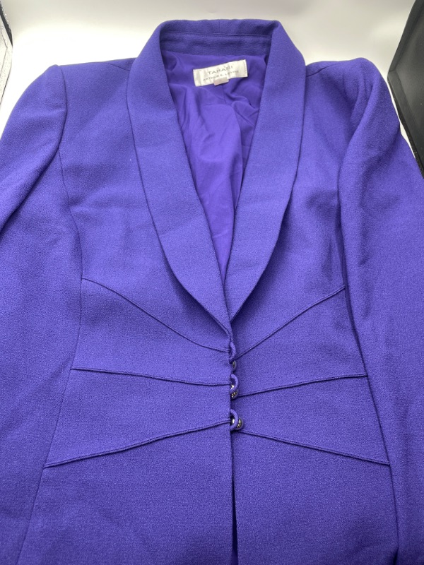 Photo 2 of Tahari Solid Textured Crepe Jacket SIZE 1X