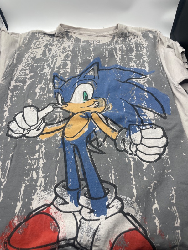 Photo 3 of Sonic The Hedgehog Scribble T-Shirt
size medium