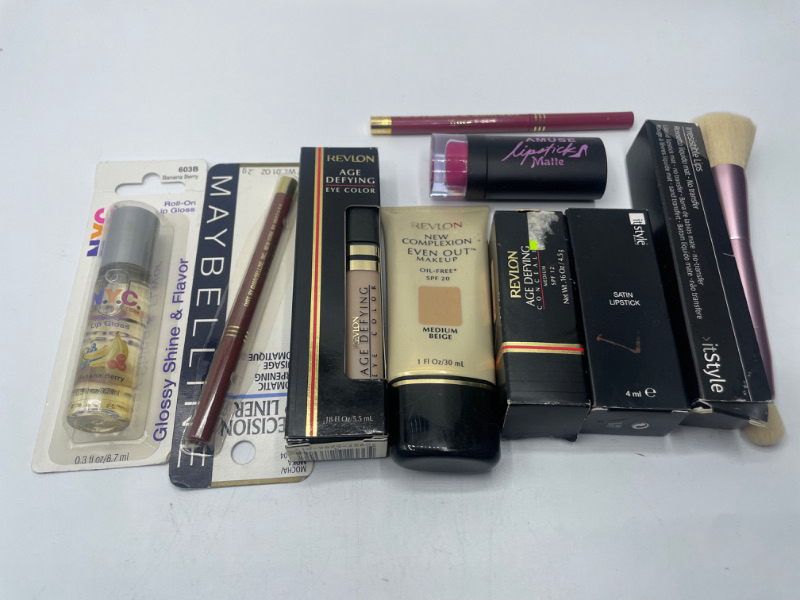 Photo 1 of Miscellaneous variety makeup brand Name cosmetics including ( Maybelline , Revlon ,It Style, N.Y.C & DISCONTINUED MAKEUP ITEMS)