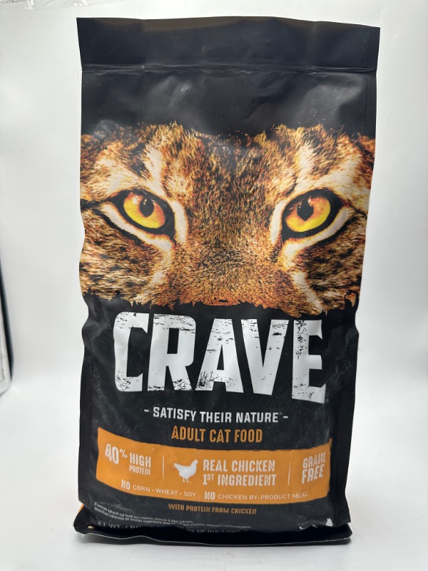 Photo 3 of CRAVE Grain Free Adult High Protein Natural Dry Cat Food with Protein from Chicken, 10 lb. Bag
