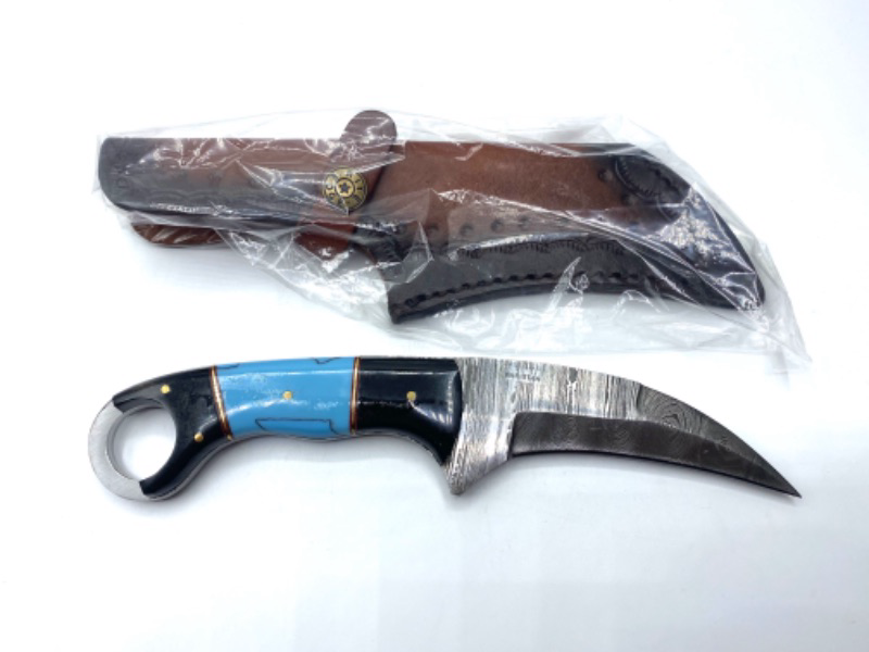 Photo 2 of Szco Supplies 9” Full Tang Turquoise/Horn Handled Damascus Steel Karambit Knife With Sheath