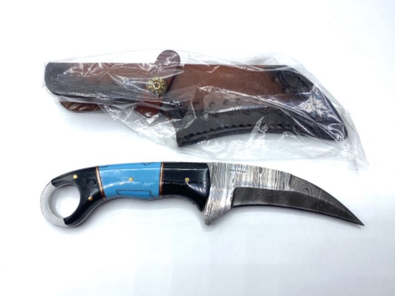 Photo 1 of Szco Supplies 9” Full Tang Turquoise/Horn Handled Damascus Steel Karambit Knife With Sheath