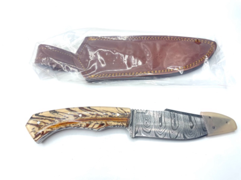 Photo 2 of 9.75” Acrylic Casted Handle Snow Peak Damascus Steel Outdoor Hunting Knife With Sheath