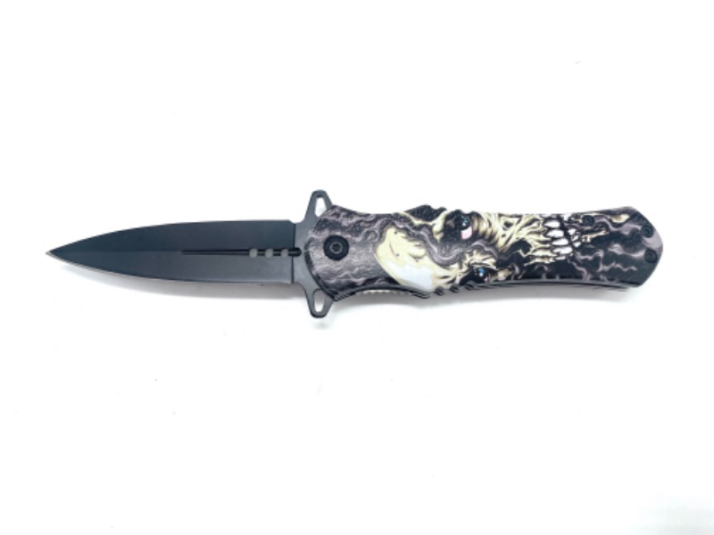 Photo 2 of Smokey Skull Pocket Knife New