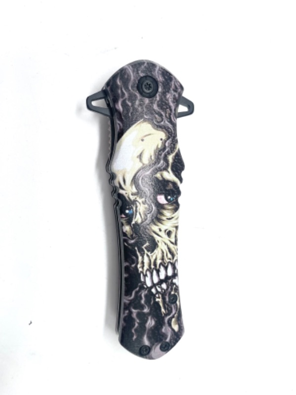 Photo 1 of Smokey Skull Pocket Knife New