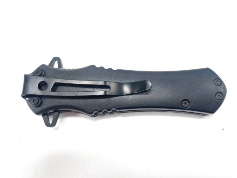 Photo 1 of Smokey Skull Pocket Knife New
