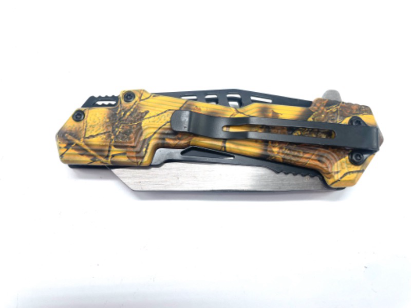 Photo 3 of Yellow Camo Leaf Pocket Knife With Mini Cleaver Blade New