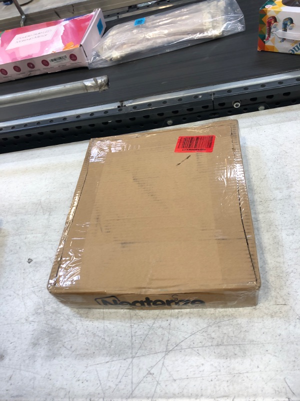 Photo 1 of  20 Pack Black Plastic Hangers For Clothes 