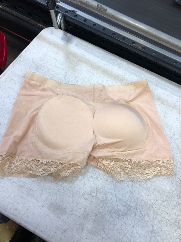 Photo 1 of BUTT PAD SHORTS SIZE 3XL