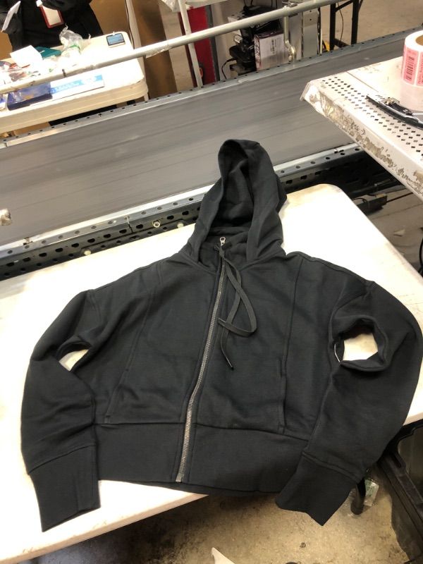 Photo 1 of Core 10 Women's Super Soft Fleece Cropped Length Zip-Up Hoodie Sweatshirt S
