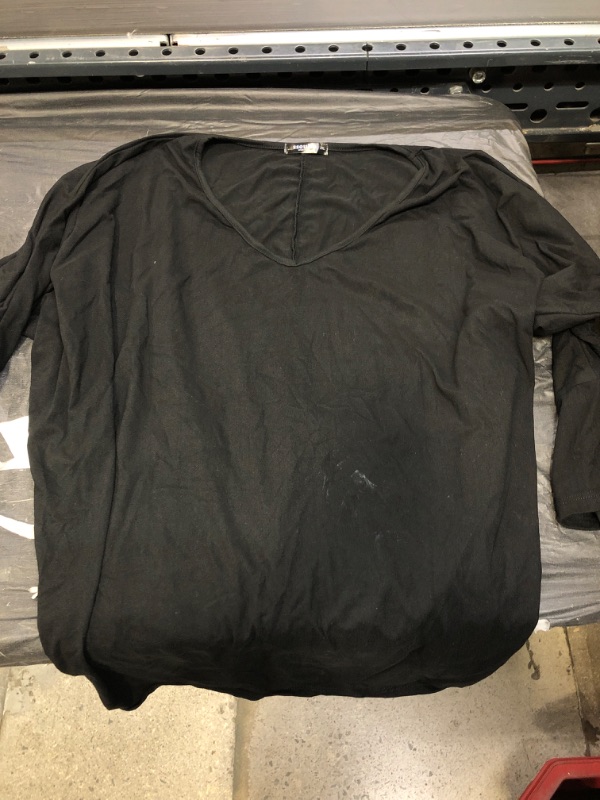 Photo 1 of 2XL --- Black shirt 