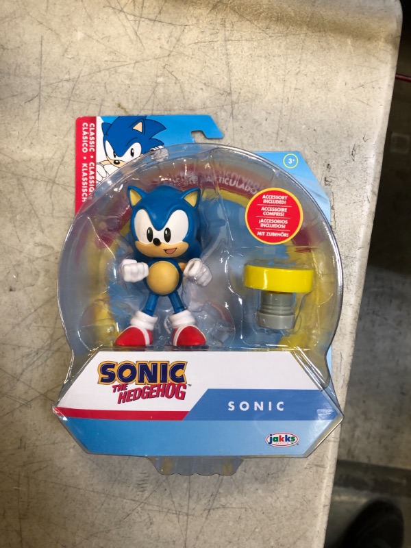 Photo 2 of Sonic the Hedgehog Classic Sonic with Yellow Spring Action Figure

