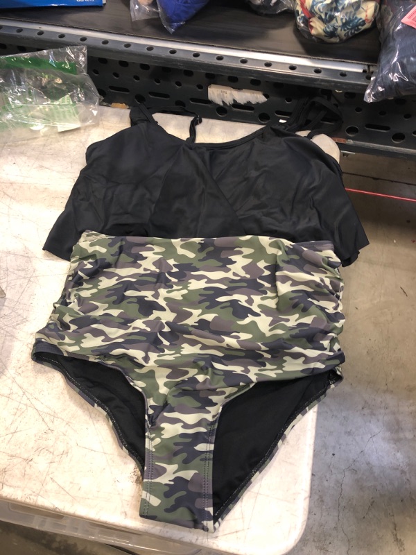 Photo 1 of 2 PC BLACK TOP AND CAMO BOTTOMS SWIM SUIT SET ( SIZE: MED) 