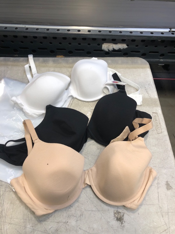 Photo 1 of 3 PC 38C T SHIRT BRAS 