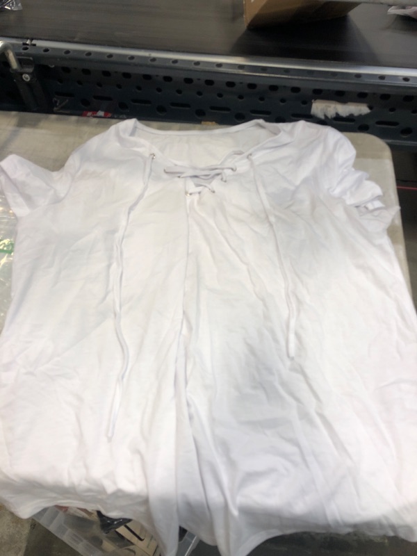 Photo 1 of 2XL WHITE SHIRT 