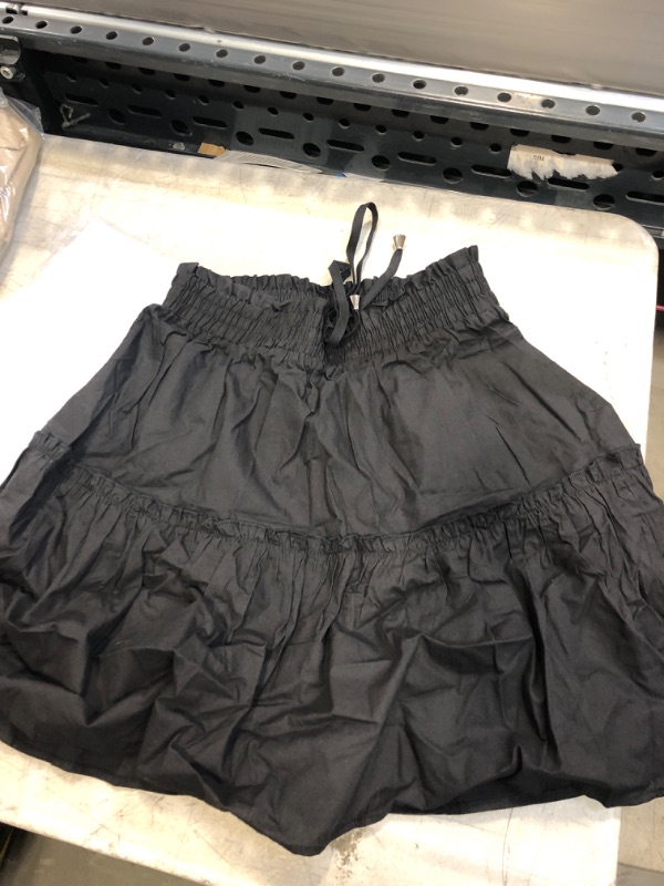 Photo 1 of BLACK SKIRT ( SIZE: SM ) 