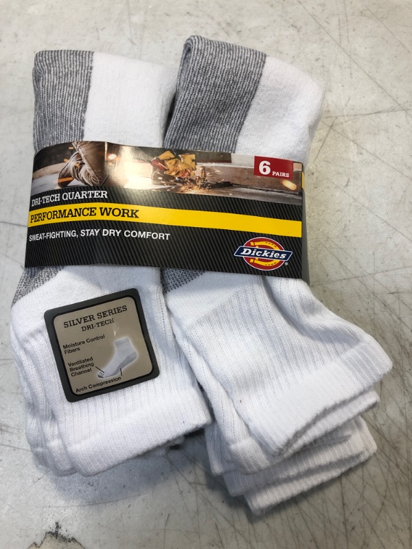 Photo 2 of Dickies Dri-tech Moisture Control Quarter Socks Multipack (White