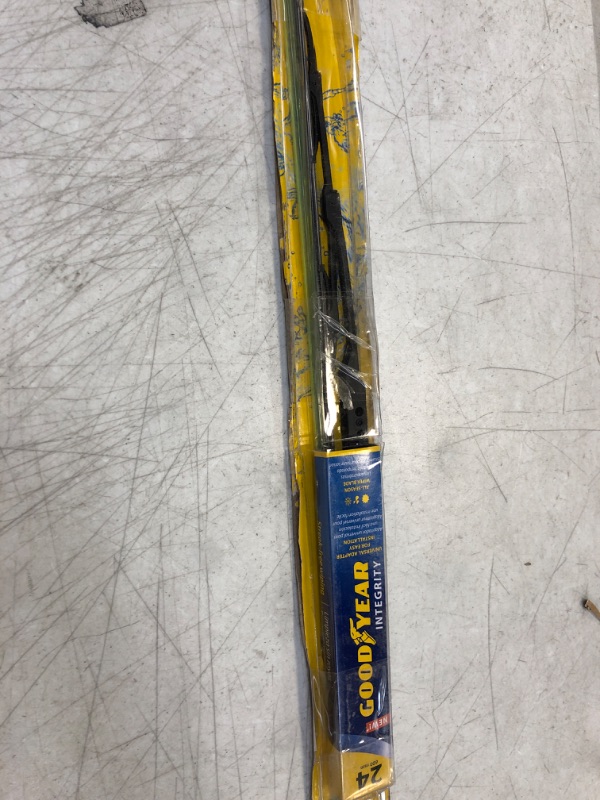 Photo 2 of Goodyear Integrity Windshield Wiper Blade, 24 Inch 24" Single