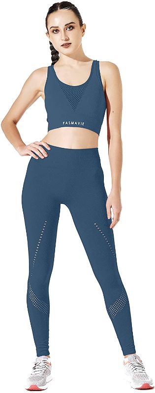 Photo 1 of FASMAVIE Women's Seamless Workout Set Soft Stretchy Airy Non-See-Through Polyamide Activewear for Gym Yoga Racerback
SIZE XL