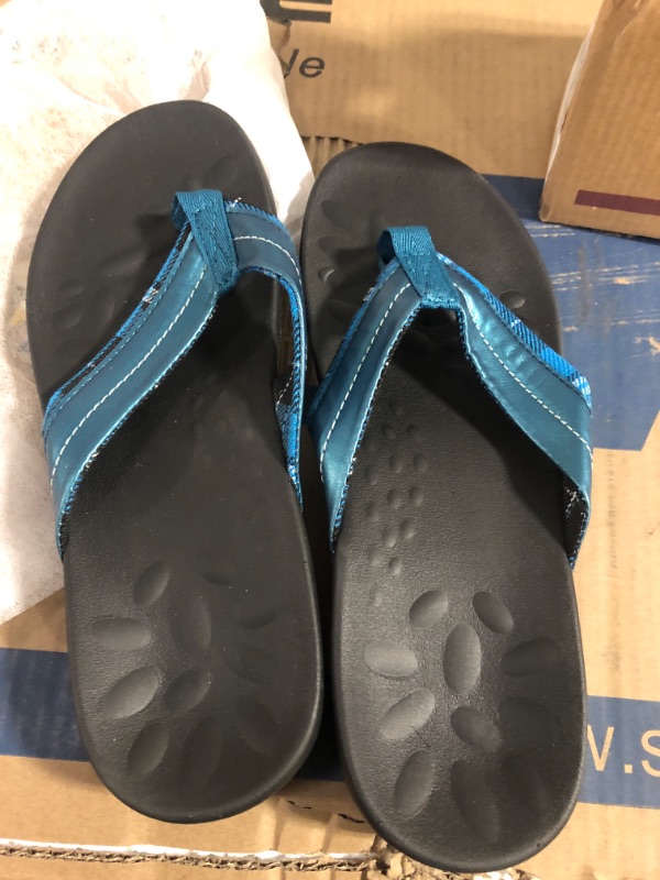 Photo 1 of 8.5 WOMEN SANDALS 