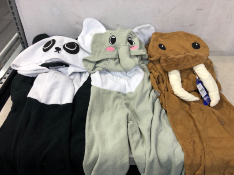 Photo 1 of 3 count animal onesie - different sizes *DIRTY 