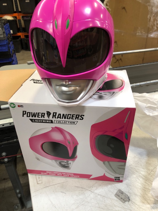 Photo 2 of Mighty Morphin Power Rangers Pink Ranger Replica Helmet with Display Stand (Exclusive)